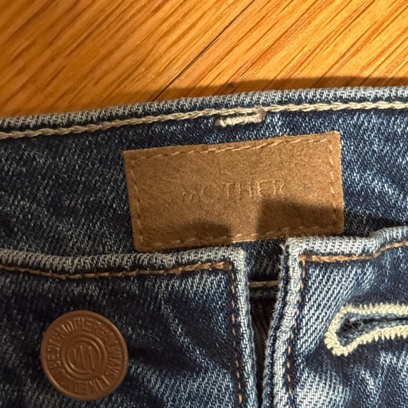 Never worn Mother jeans - Picture 2 of 5